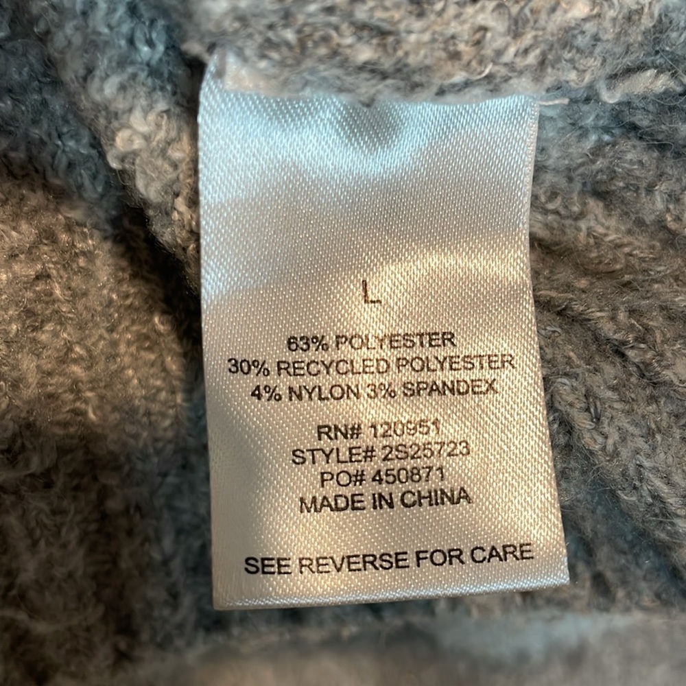 Pink Rose Sweater - Picture 6 of 6